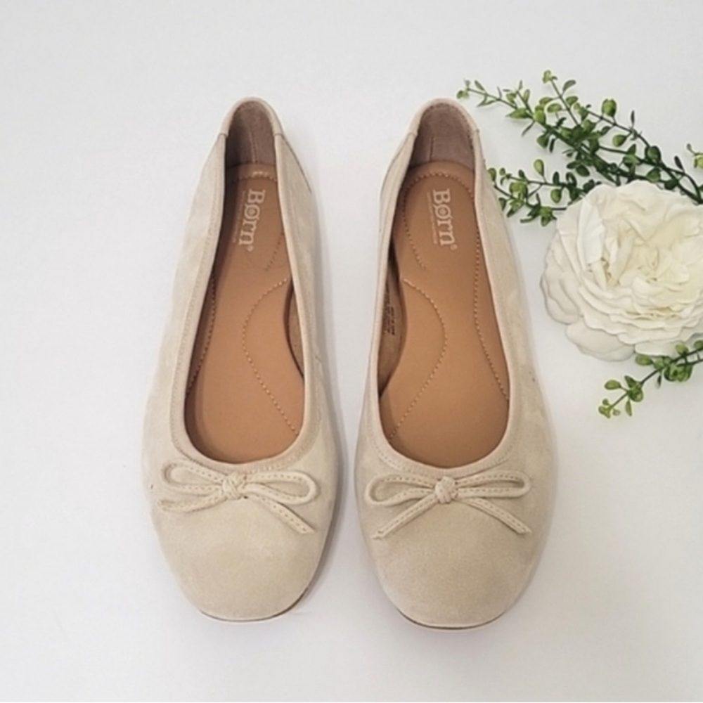 WORN ONCE Cream Suede Ballet Flats with Bows by BORN